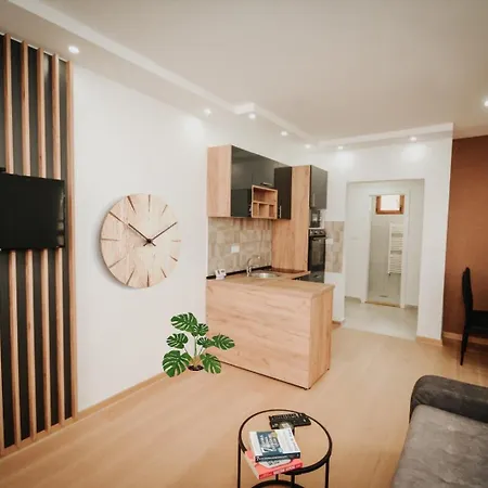 Vila-l&m- Royal Appartement