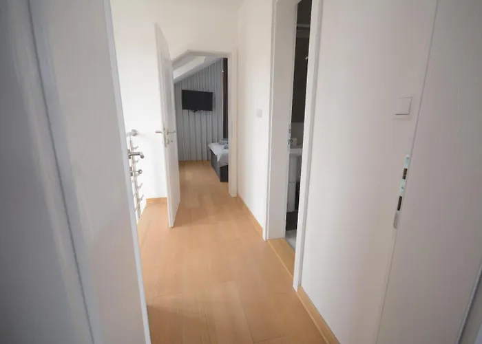 Vila-l&m- Royal Lipova