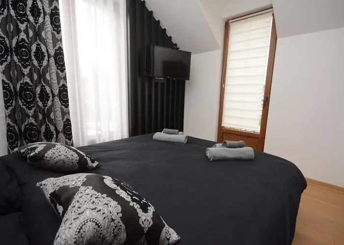 Vila-l&m- Royal Apartament Lipova